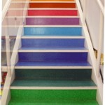 Decorar escadas com degraus pintados 004