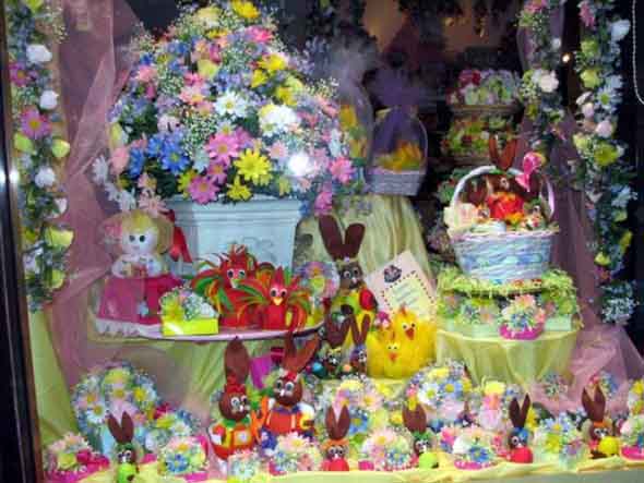 18 idéias para decorar vitrines de lojas na páscoa # Decoração De Pascoa Para Vitrine De Loja 18 idéias para decorar vitrines de lojas na páscoa # Decoração De Pascoa Para Vitrine De Loja