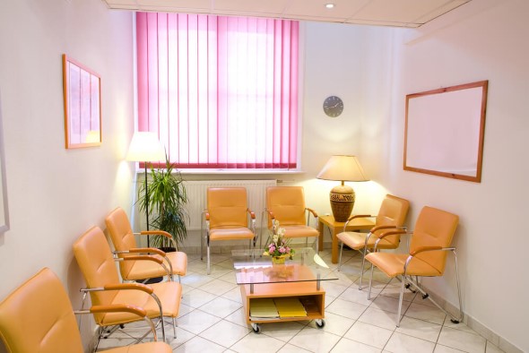 Decoração para sala de espera de clínica odontológica 007