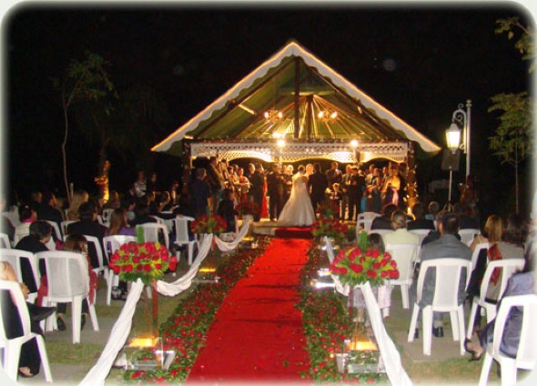 Decoração para festa de casamento de noite 014