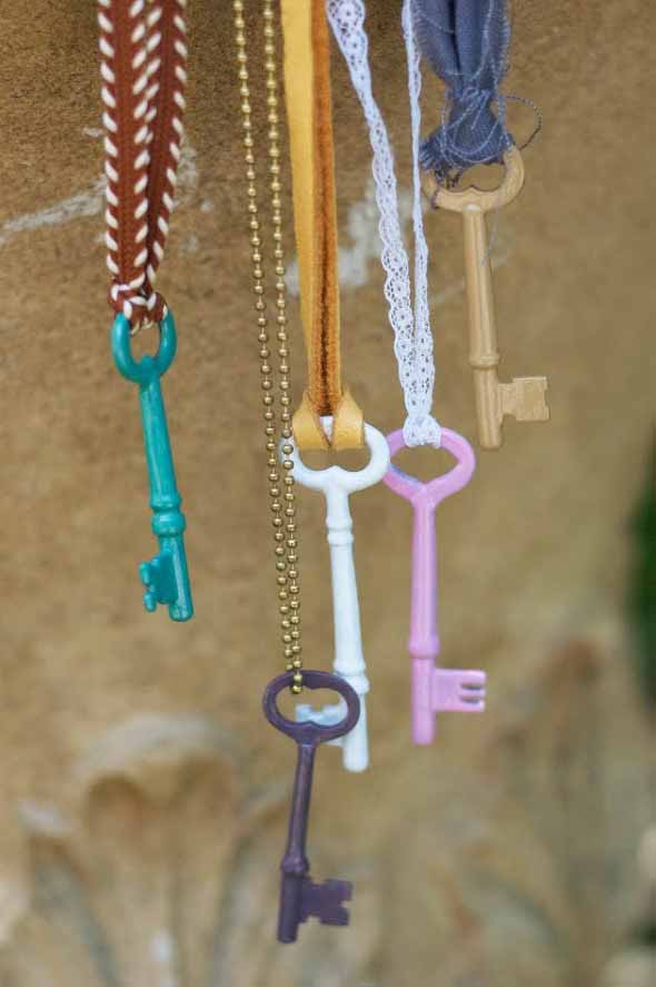 Transforme chaves velhas em objetos de decoração 009
