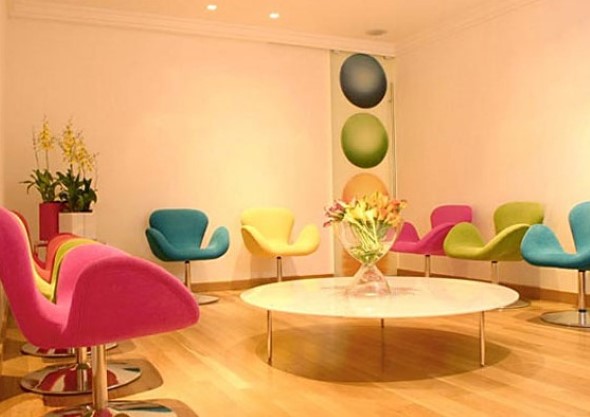 Cadeiras para decorar a sala 010