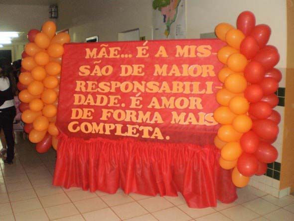 Decoração para o Dia das Mães em escola 009