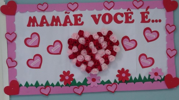 Decoração para o Dia das Mães em escola 012