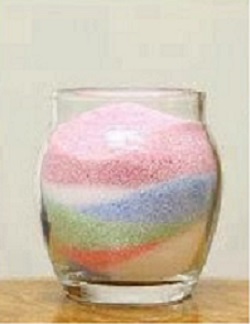 Vaso decorado com sal colorido de giz 01