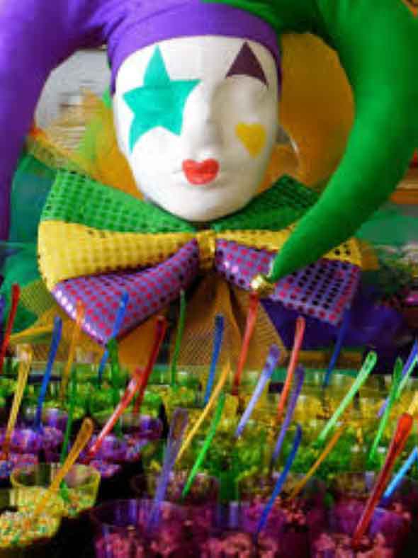 decorar-lojas-para-carnaval-001