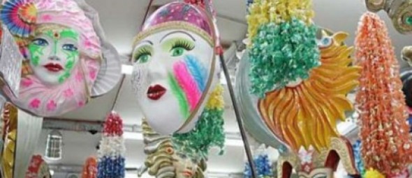 decorar-lojas-para-carnaval-006