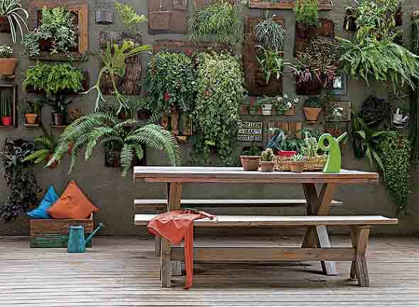 Mesa de madeira para jardins 016
