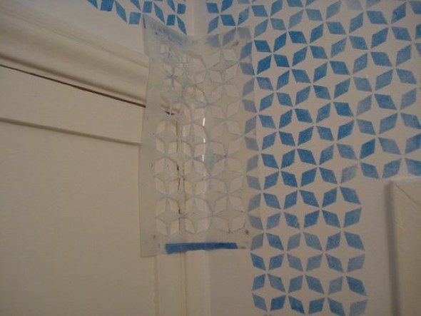 Como pintar as paredes com moldes 017