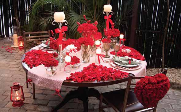 Decorando uma mesa de jantar romântica 002