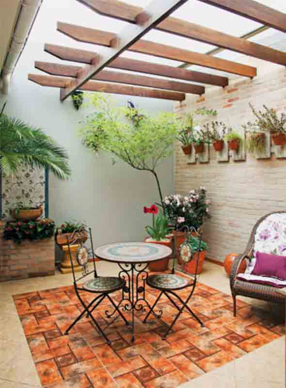 Decoração rústica na varanda e jardim 017