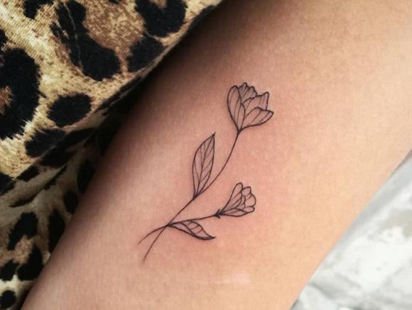 tatuagem flores